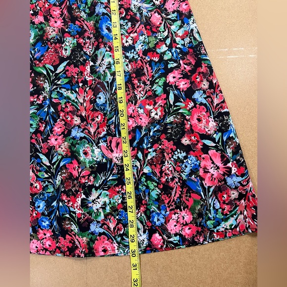 Tahari Women Skirt A line Flower Stretch Elastic Waist Small Size NWT - Picture 6 of 9